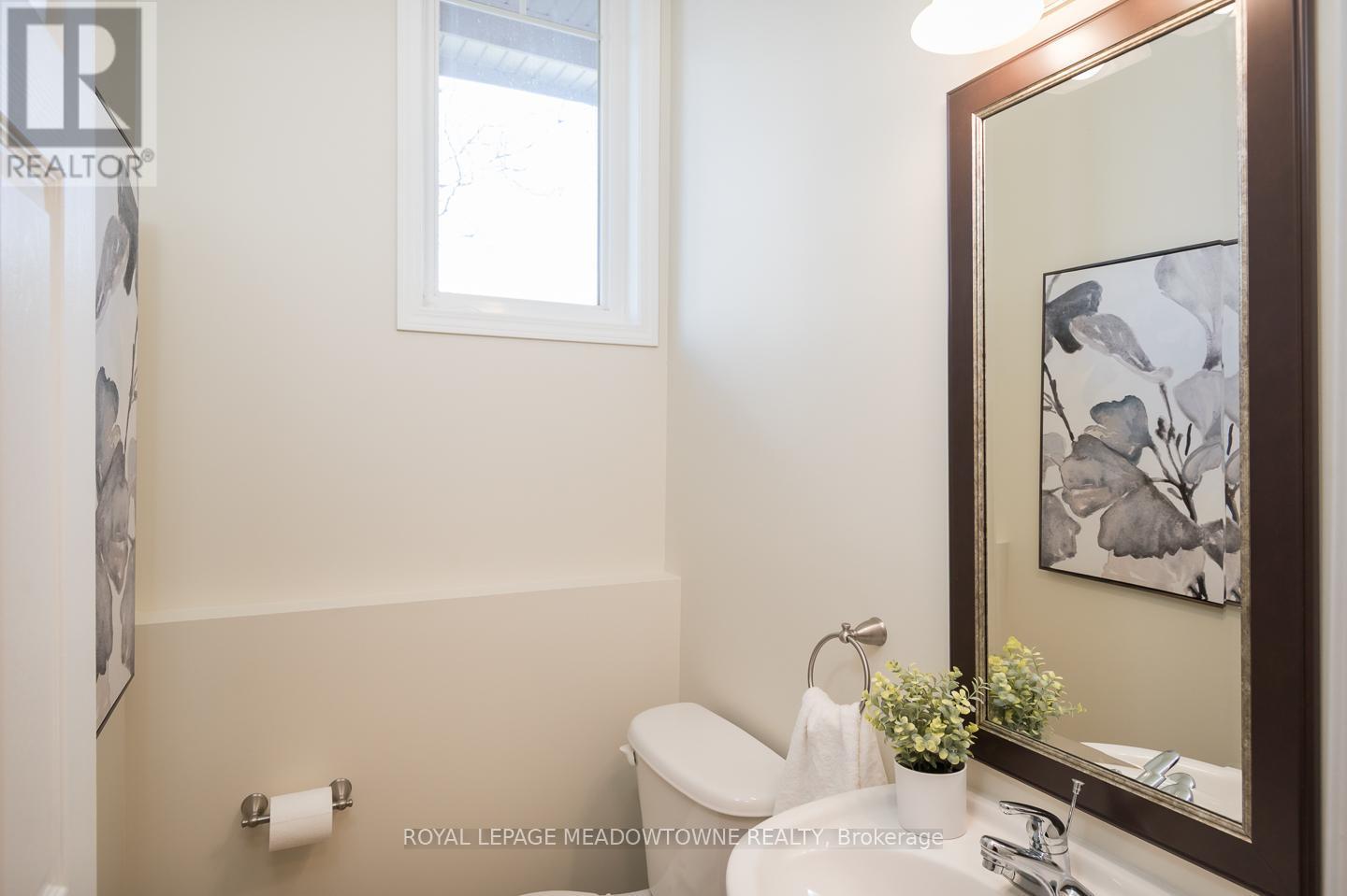 












694 RAYNER COURT

,
Milton,




Ontario
L9T0N9

