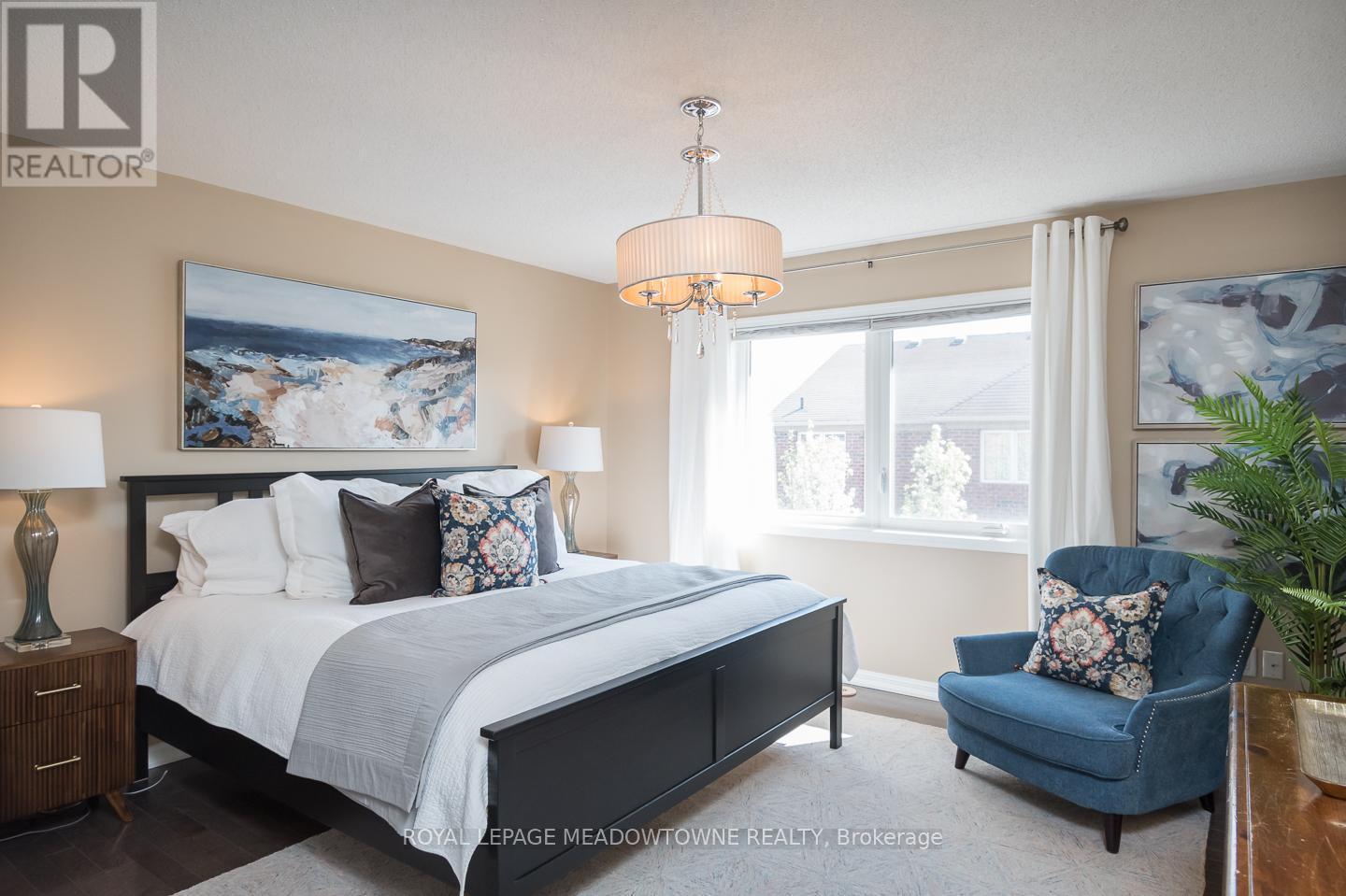 












694 RAYNER COURT

,
Milton,




Ontario
L9T0N9


