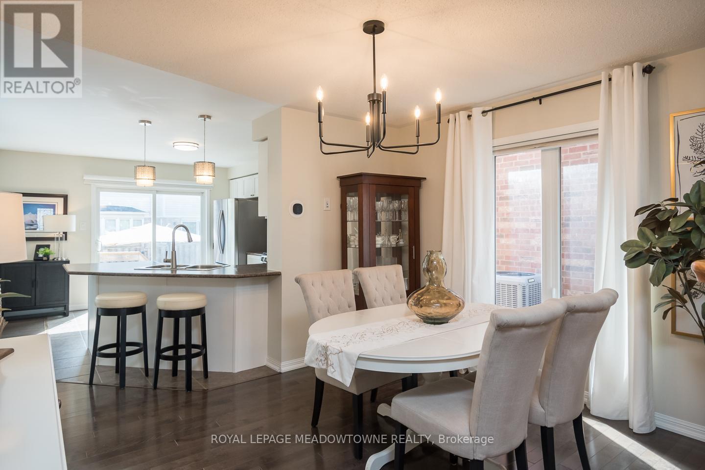












694 RAYNER COURT

,
Milton,




Ontario
L9T0N9

