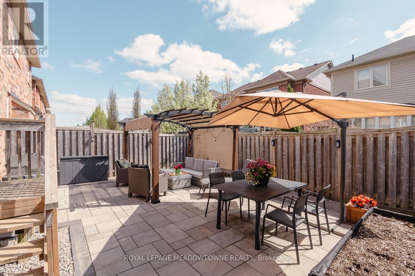 












694 RAYNER COURT

,
Milton,




Ontario
L9T0N9

