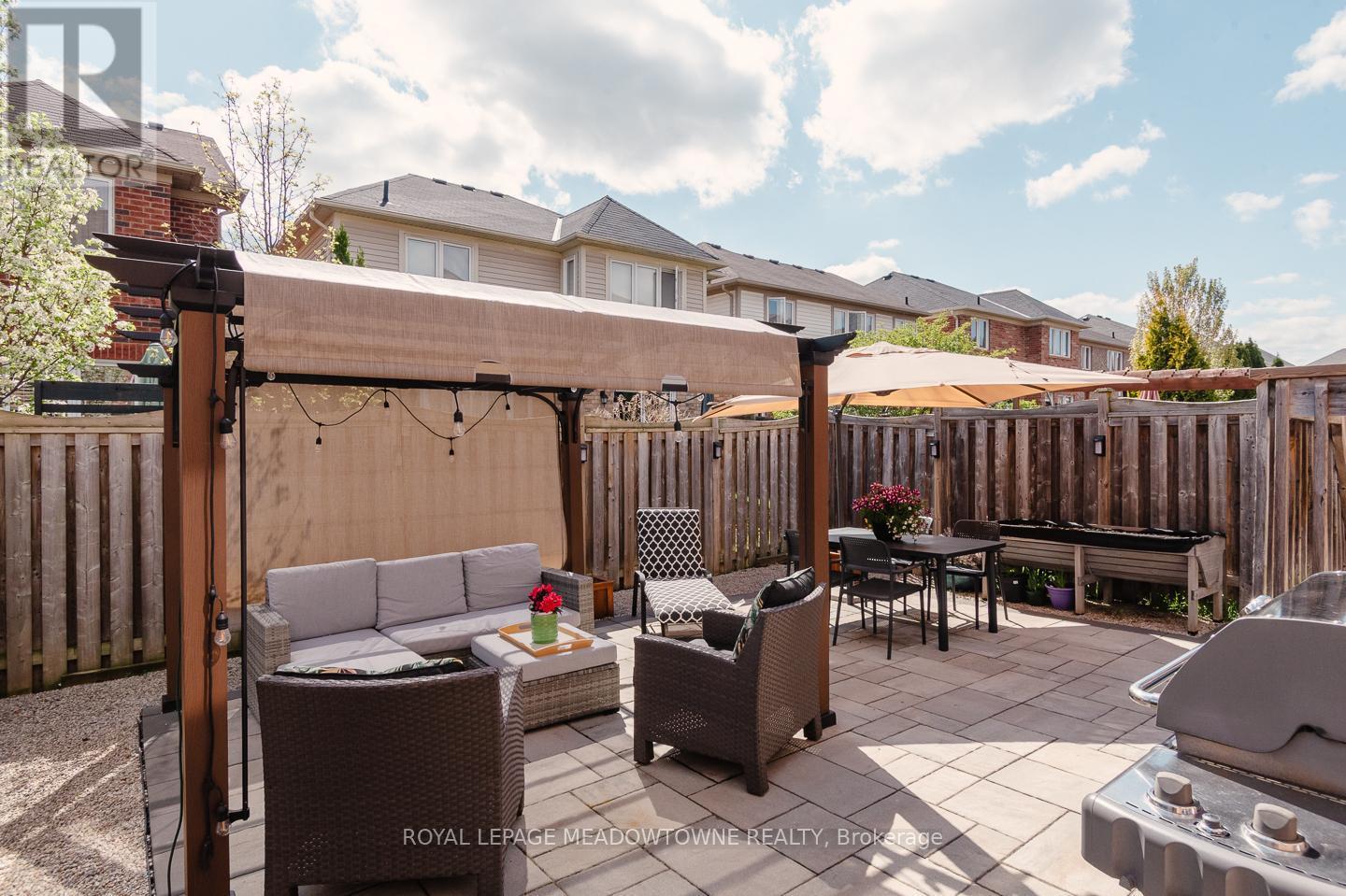 












694 RAYNER COURT

,
Milton,




Ontario
L9T0N9

