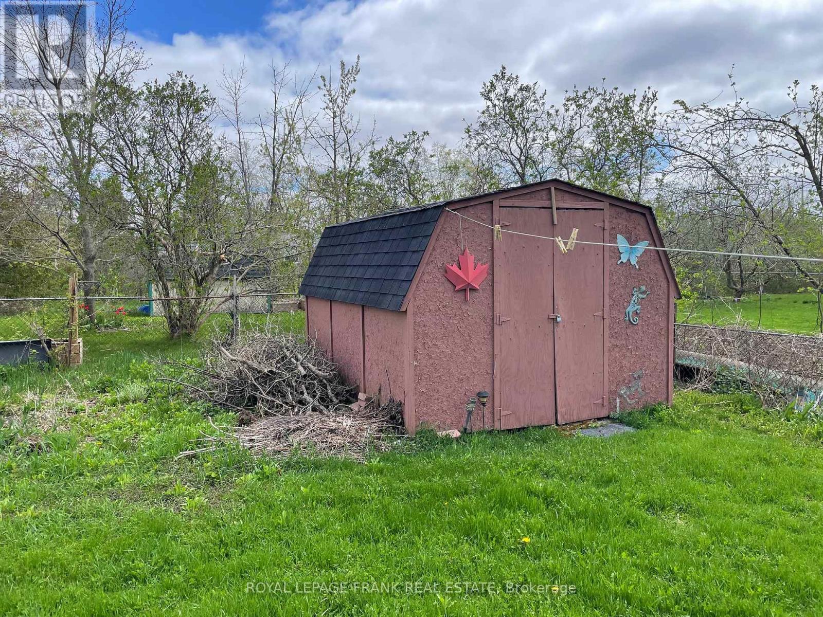 












29 HEAD STREET

,
Kawartha Lakes (Bobcaygeon),




Ontario
K0M1A0

