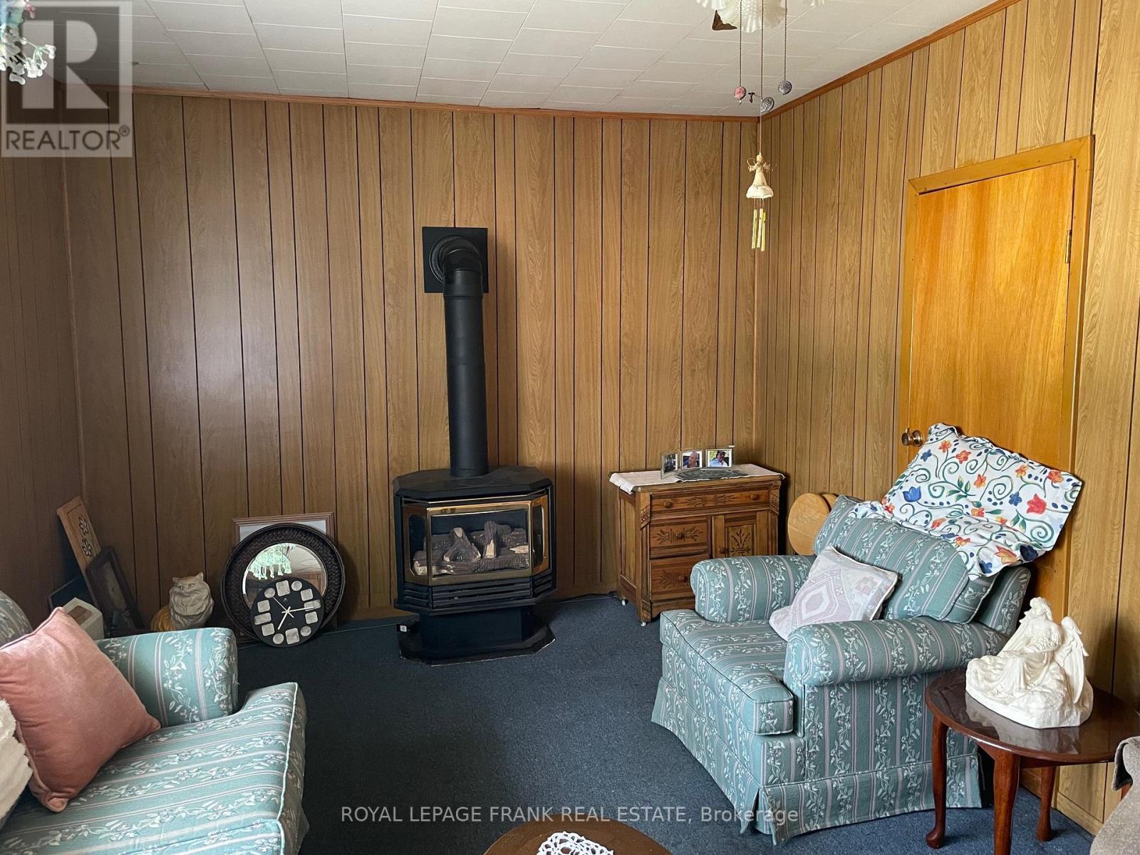 












29 HEAD STREET

,
Kawartha Lakes (Bobcaygeon),




Ontario
K0M1A0

