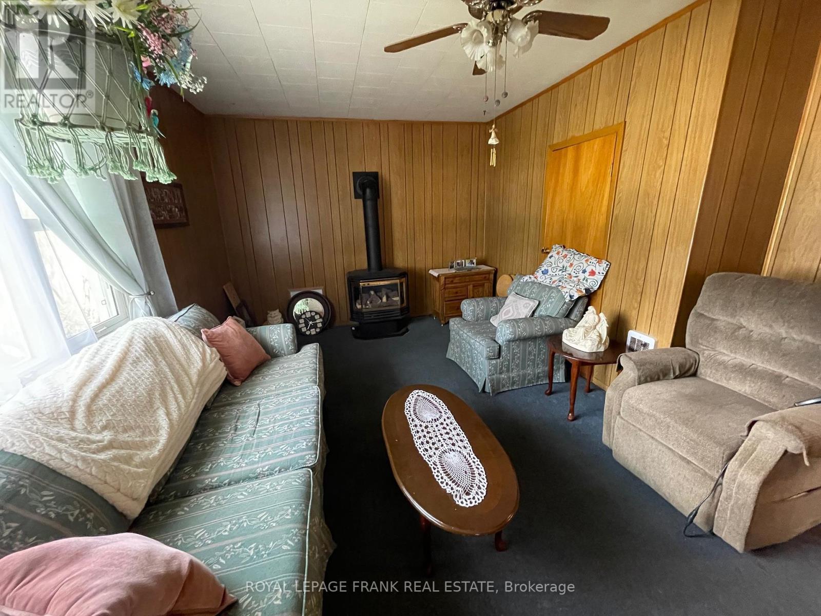 












29 HEAD STREET

,
Kawartha Lakes (Bobcaygeon),




Ontario
K0M1A0

