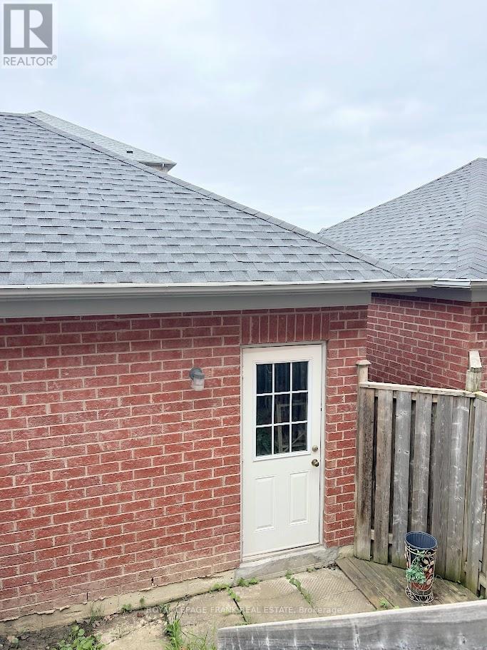 












449 WHITE'S HILL AVENUE

,
Markham (Cornell),




Ontario
L6B0J7

