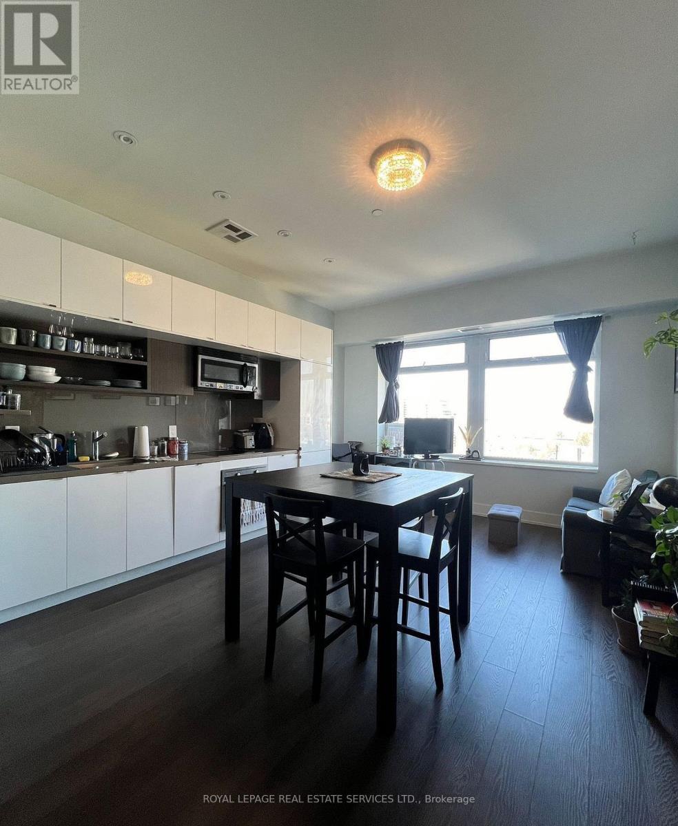 












1203 - 111 ST CLAIR AVENUE W

,
Toronto,




Ontario
M4V1N5


