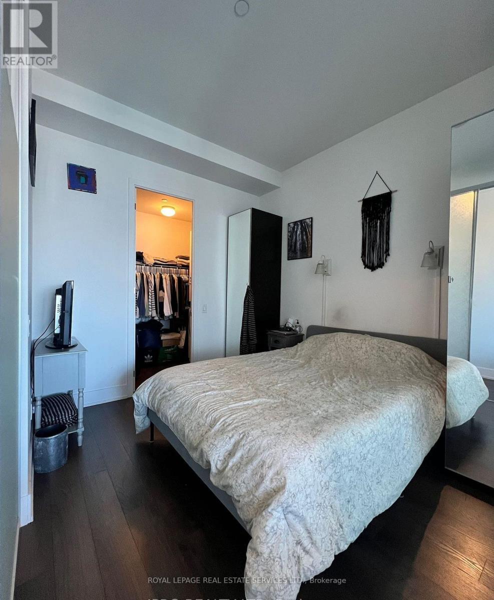 












1203 - 111 ST CLAIR AVENUE W

,
Toronto,




Ontario
M4V1N5

