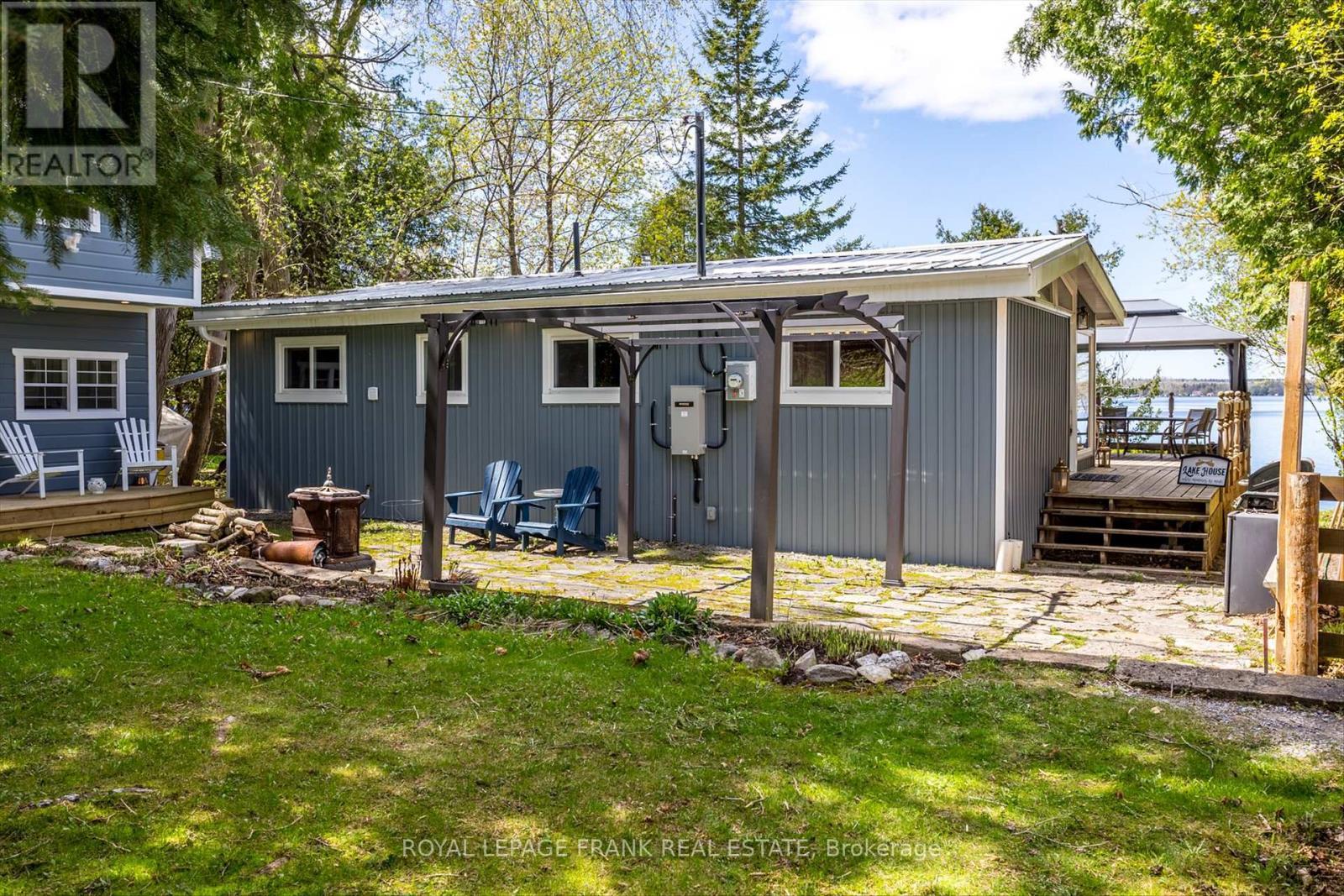 












8 DAISY TRAIL

,
Kawartha Lakes (Dunsford),




Ontario
K0M1L0


