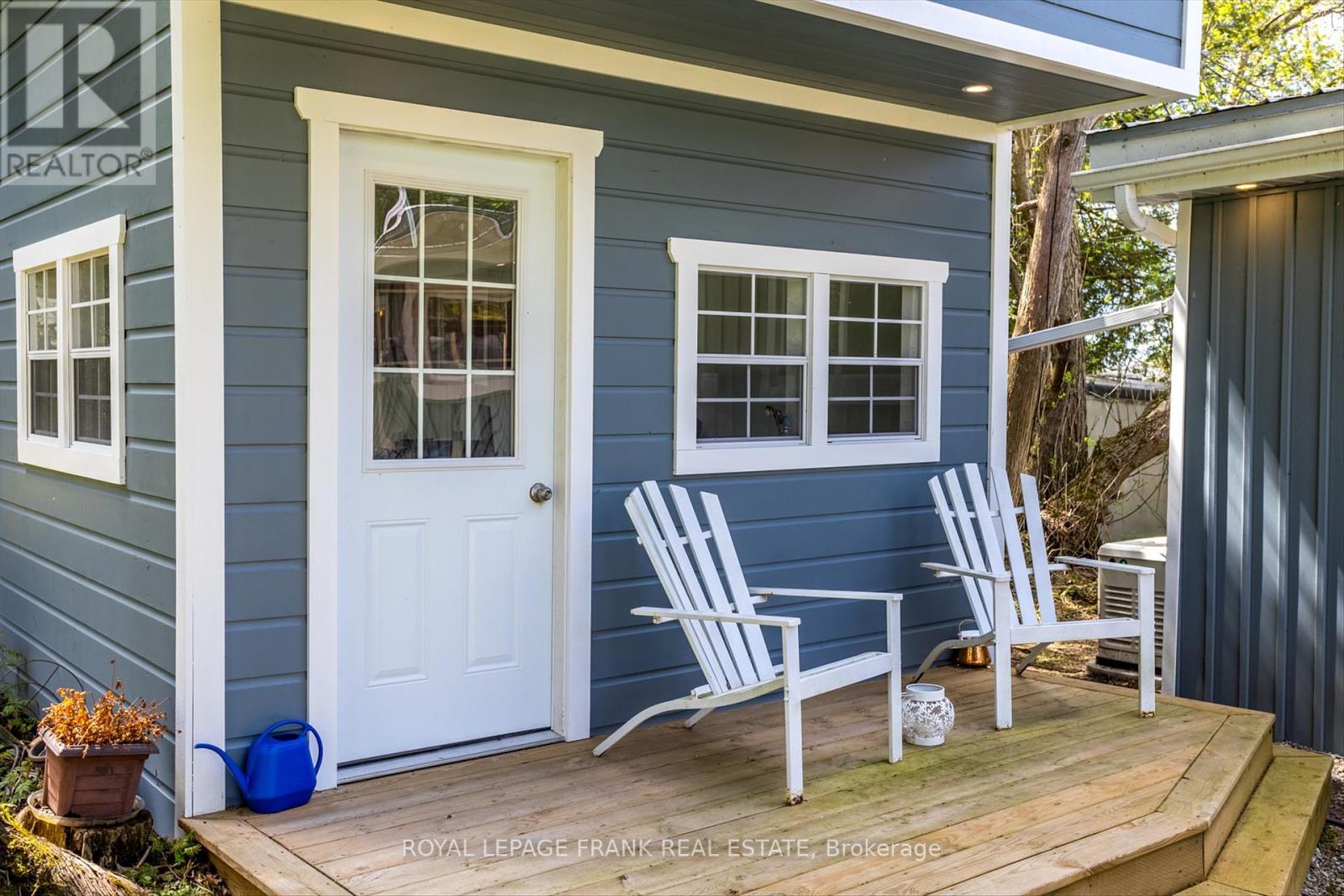 












8 DAISY TRAIL

,
Kawartha Lakes (Dunsford),




Ontario
K0M1L0

