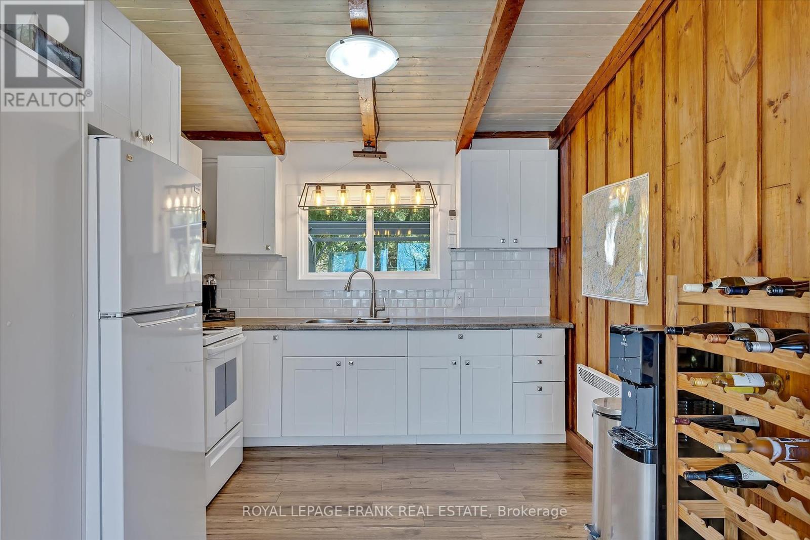 












8 DAISY TRAIL

,
Kawartha Lakes (Dunsford),




Ontario
K0M1L0

