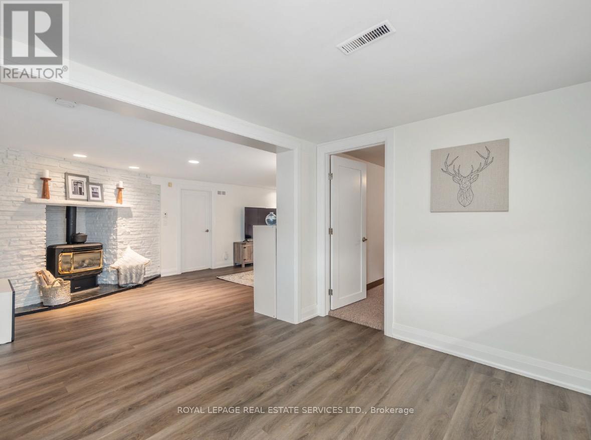 












BSMT - 54 EXBURY ROAD

,
Toronto,




Ontario
M3M1R1

