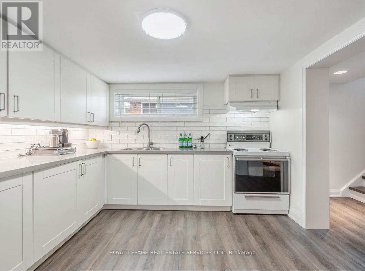 












BSMT - 54 EXBURY ROAD

,
Toronto,




Ontario
M3M1R1

