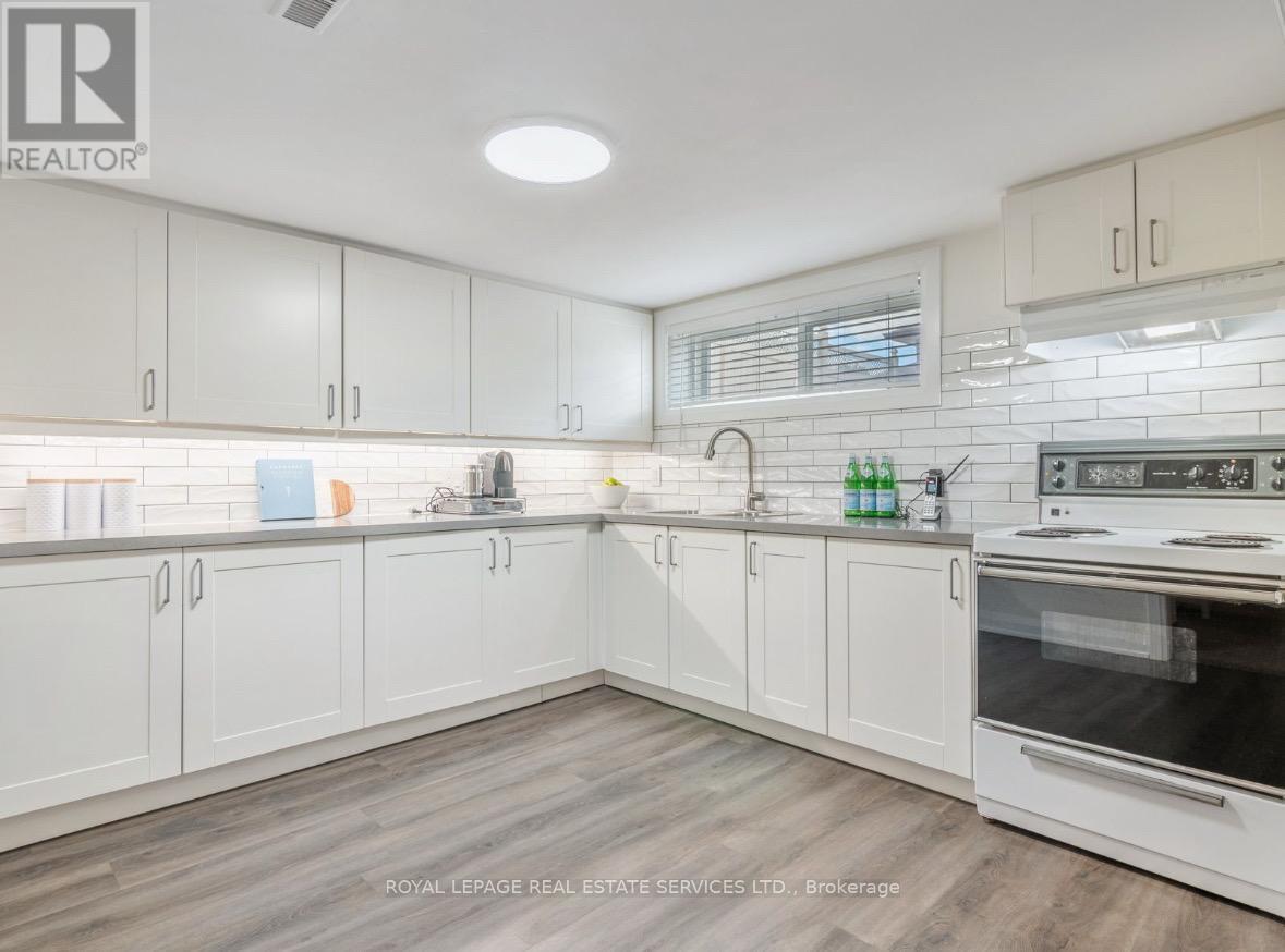 












BSMT - 54 EXBURY ROAD

,
Toronto,




Ontario
M3M1R1

