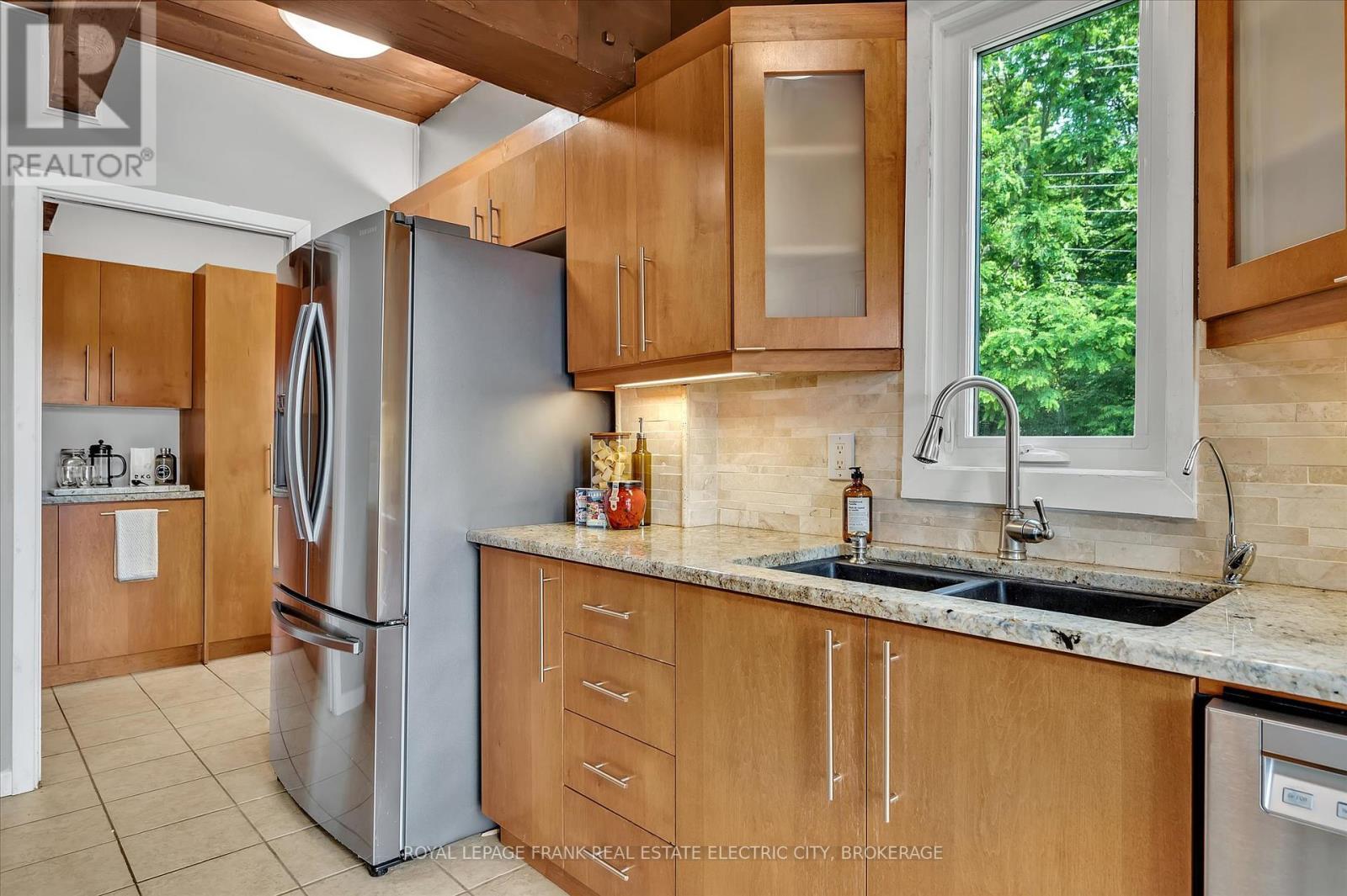 












1 MONTAGUE COURT

,
Peterborough West (Central),




Ontario
K9J7L5

