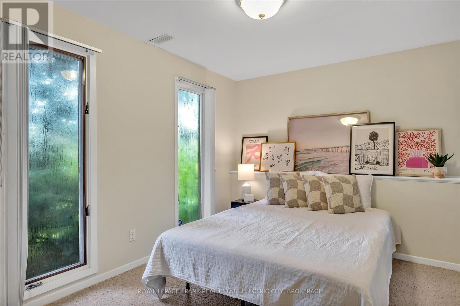












1 MONTAGUE COURT

,
Peterborough West (Central),




Ontario
K9J7L5

