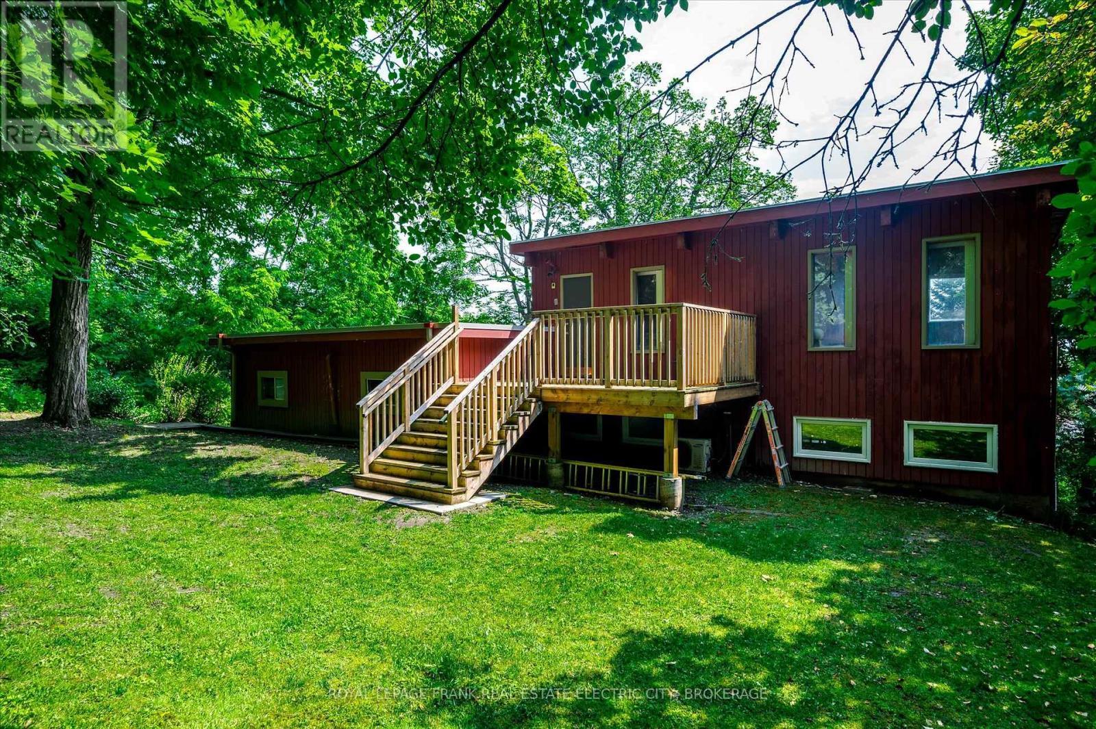 












1 MONTAGUE COURT

,
Peterborough West (Central),




Ontario
K9J7L5

