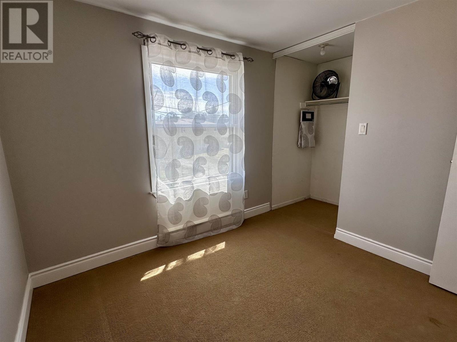 












57A London CRES

,
Elliot Lake,




Ontario
P5A2P7

