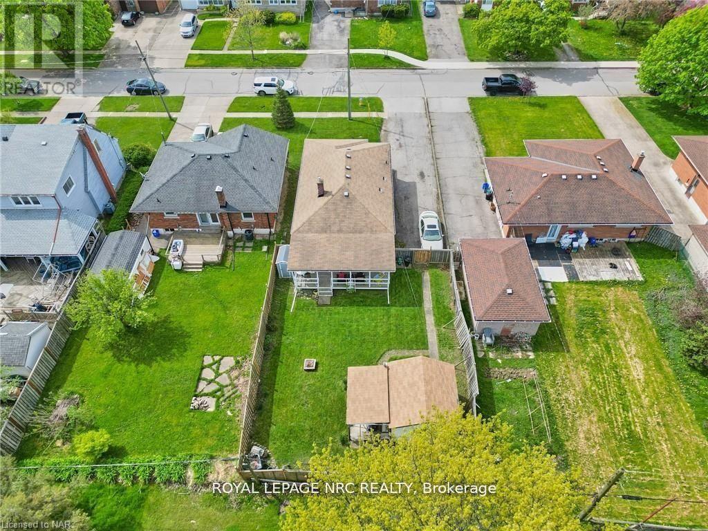 












66 ROSE AVENUE

,
Thorold (Thorold Downtown),




Ontario
L2V3C8

