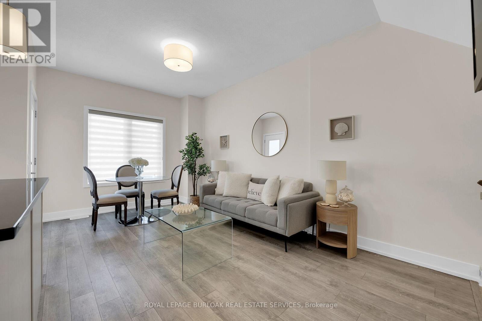 












9 - 115 SHOREVIEW PLACE

,
Hamilton,




Ontario
L8E0K4

