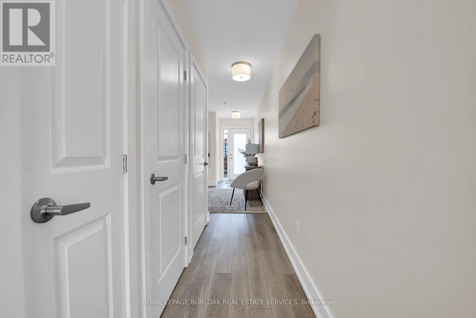 












9 - 115 SHOREVIEW PLACE

,
Hamilton,




Ontario
L8E0K4

