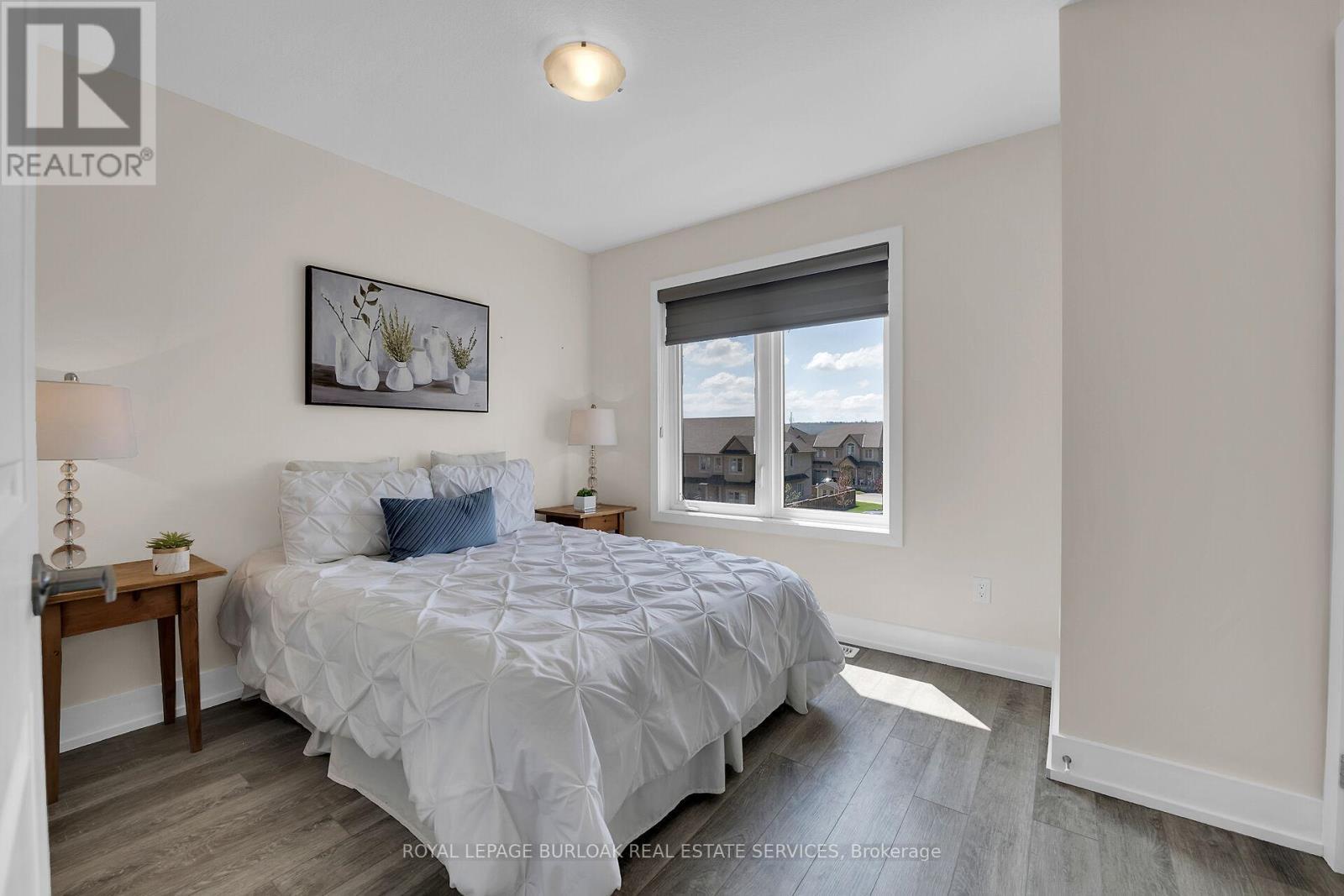












9 - 115 SHOREVIEW PLACE

,
Hamilton,




Ontario
L8E0K4

