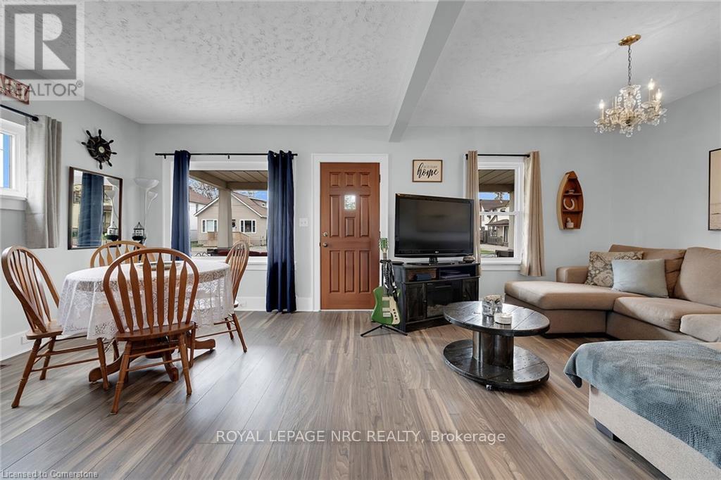 












84 BELL STREET

,
Port Colborne,




Ontario
L3K1H6

