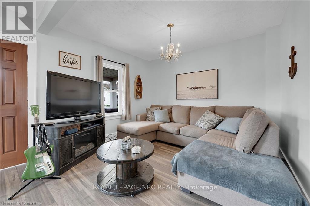 












84 BELL STREET

,
Port Colborne,




Ontario
L3K1H6

