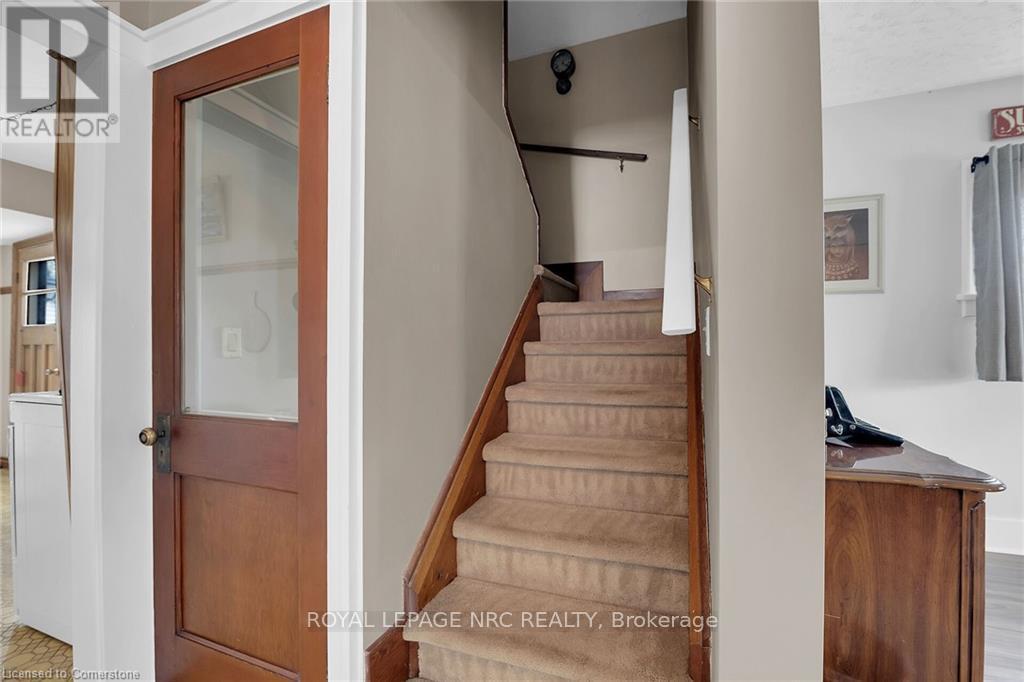 












84 BELL STREET

,
Port Colborne,




Ontario
L3K1H6

