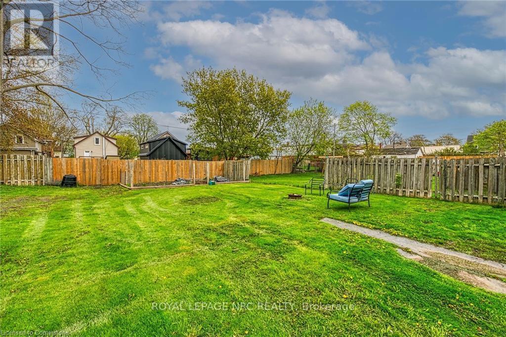 












84 BELL STREET

,
Port Colborne,




Ontario
L3K1H6

