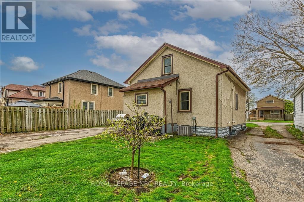 












84 BELL STREET

,
Port Colborne,




Ontario
L3K1H6

