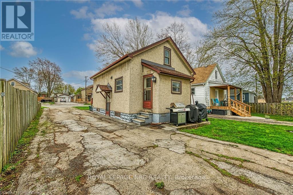 












84 BELL STREET

,
Port Colborne,




Ontario
L3K1H6

