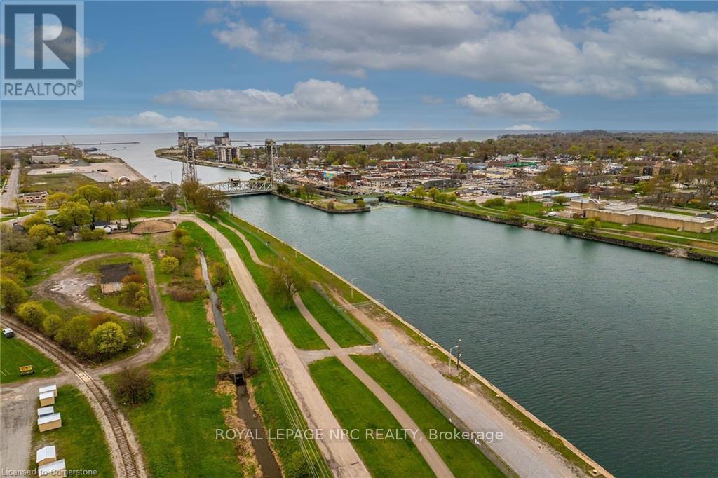 












84 BELL STREET

,
Port Colborne,




Ontario
L3K1H6


