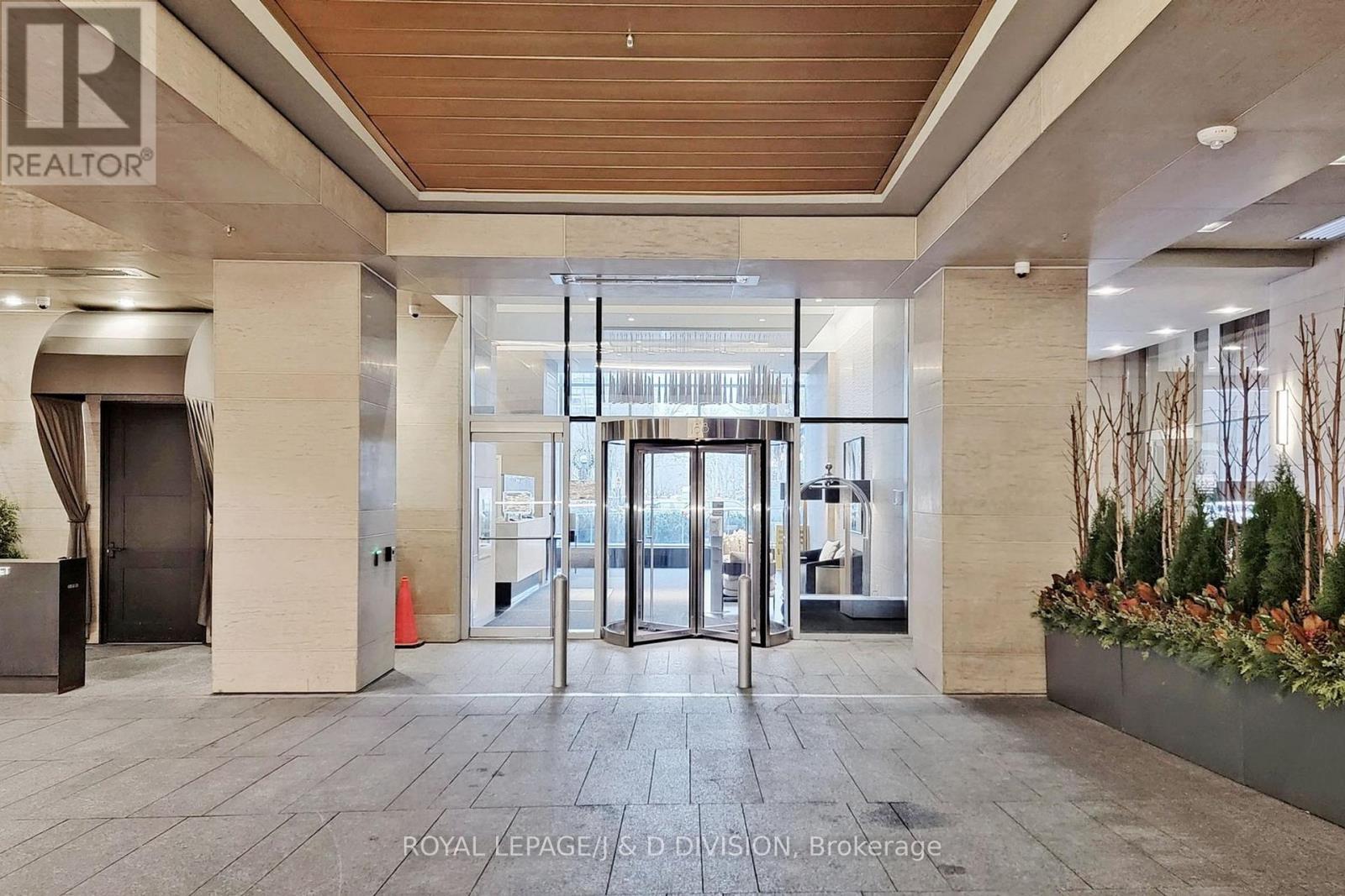 












2307 - 188 CUMBERLAND STREET

,
Toronto,




Ontario
M5R0B6

