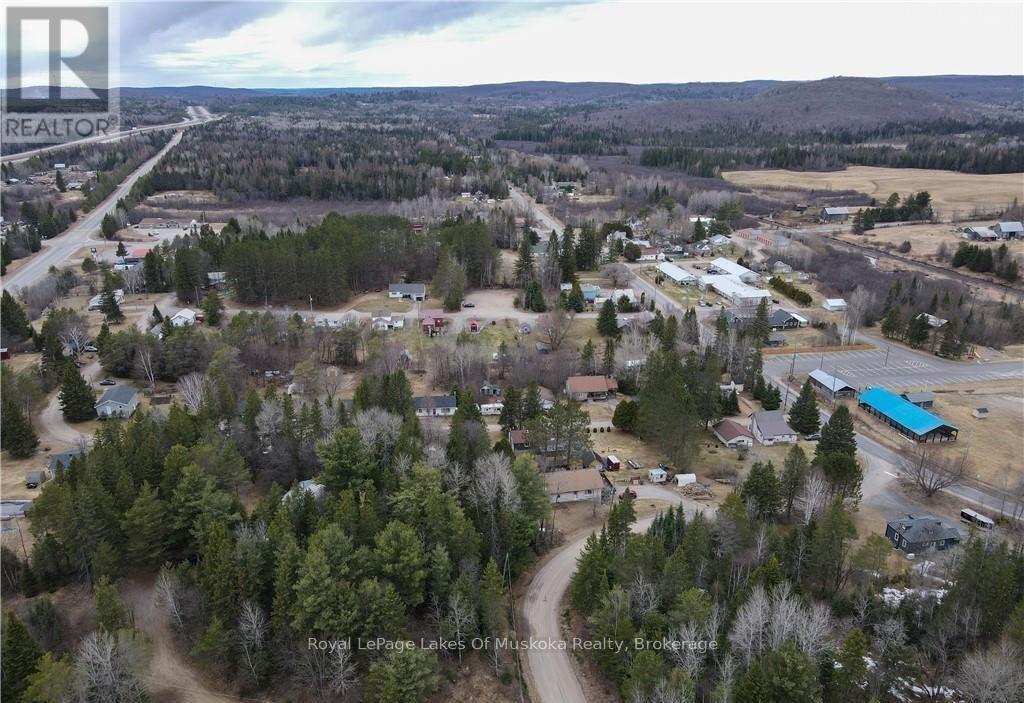 












00 OLD MUSKOKA ROAD

,
Perry (Emsdale),







Ontario
P0A1J0

