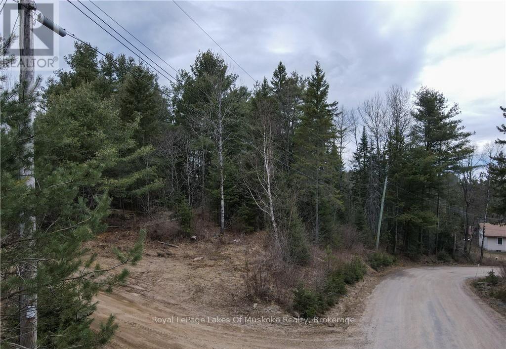 












00 OLD MUSKOKA ROAD

,
Perry (Emsdale),







Ontario
P0A1J0


