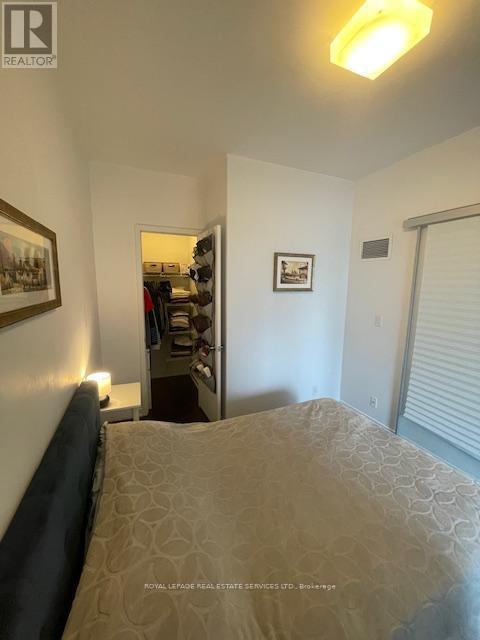












3911 - 12 YORK STREET

,
Toronto,




Ontario
M5J2Z2

