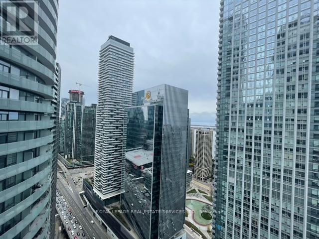 












3911 - 12 YORK STREET

,
Toronto,




Ontario
M5J2Z2

