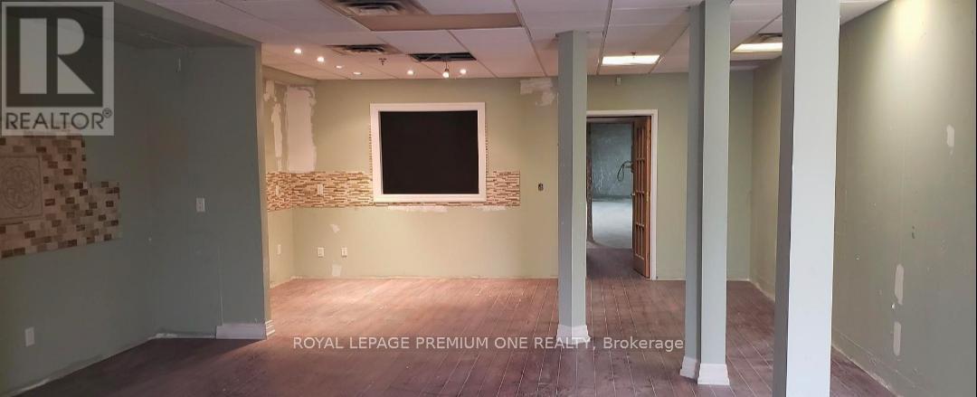 












4 - 71 SILTON ROAD E

,
Vaughan,




Ontario
L4L7Z8

