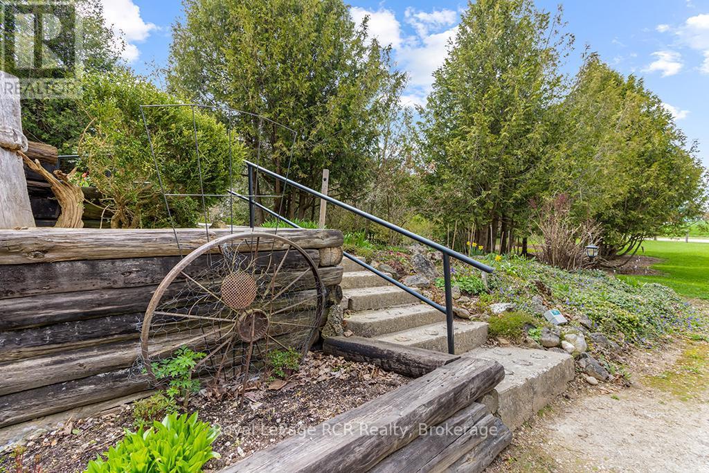 












465146 CONCESSION 12A CONCESSION

,
Grey Highlands,




Ontario
N0C1H0

