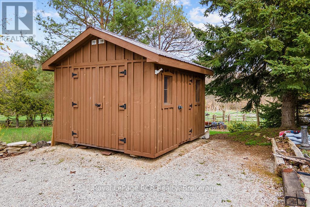 












465146 CONCESSION 12A CONCESSION

,
Grey Highlands,




Ontario
N0C1H0

