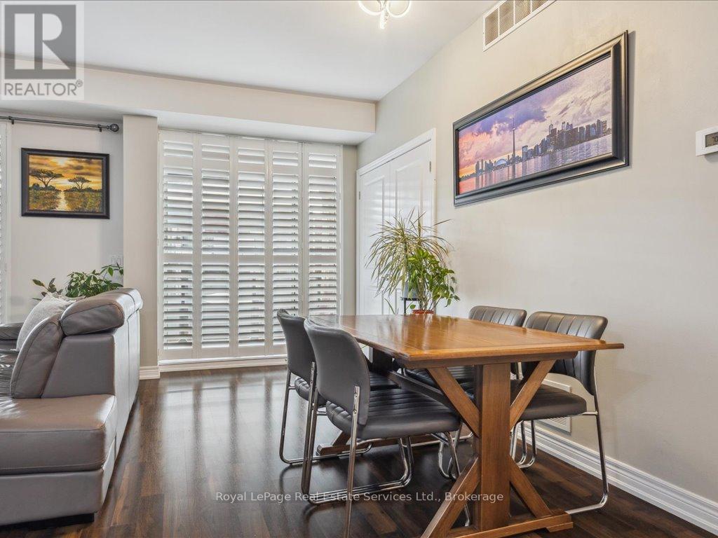 












207 - 2370 KHALSA GATE

,
Oakville (WM Westmount),




Ontario
L6M1P5

