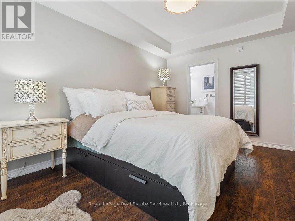 












207 - 2370 KHALSA GATE

,
Oakville (WM Westmount),




Ontario
L6M1P5

