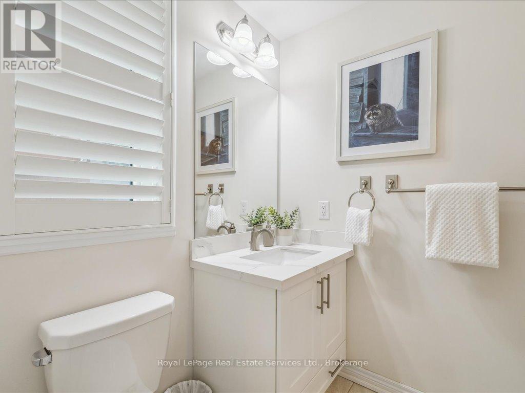 












207 - 2370 KHALSA GATE

,
Oakville (WM Westmount),




Ontario
L6M1P5

