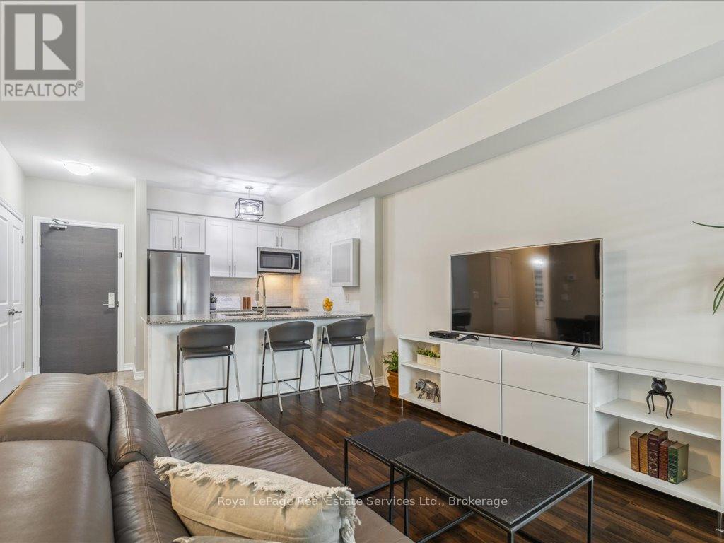 












207 - 2370 KHALSA GATE

,
Oakville (WM Westmount),




Ontario
L6M1P5

