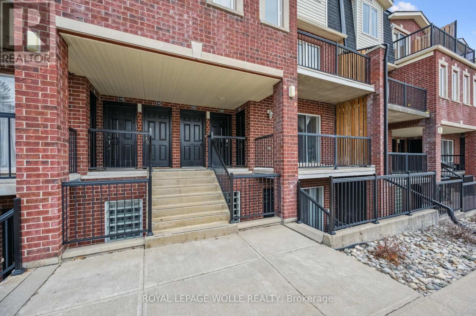 












12D - 45 CEDARHILL CRESCENT

,
Kitchener,




Ontario
N2E0A2

