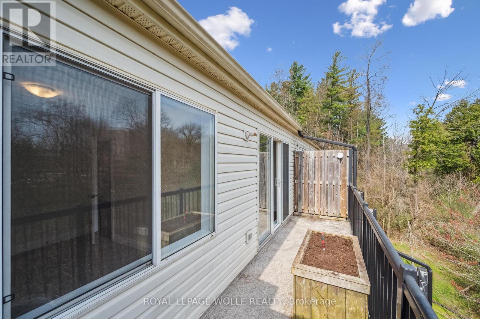 












12D - 45 CEDARHILL CRESCENT

,
Kitchener,




Ontario
N2E0A2

