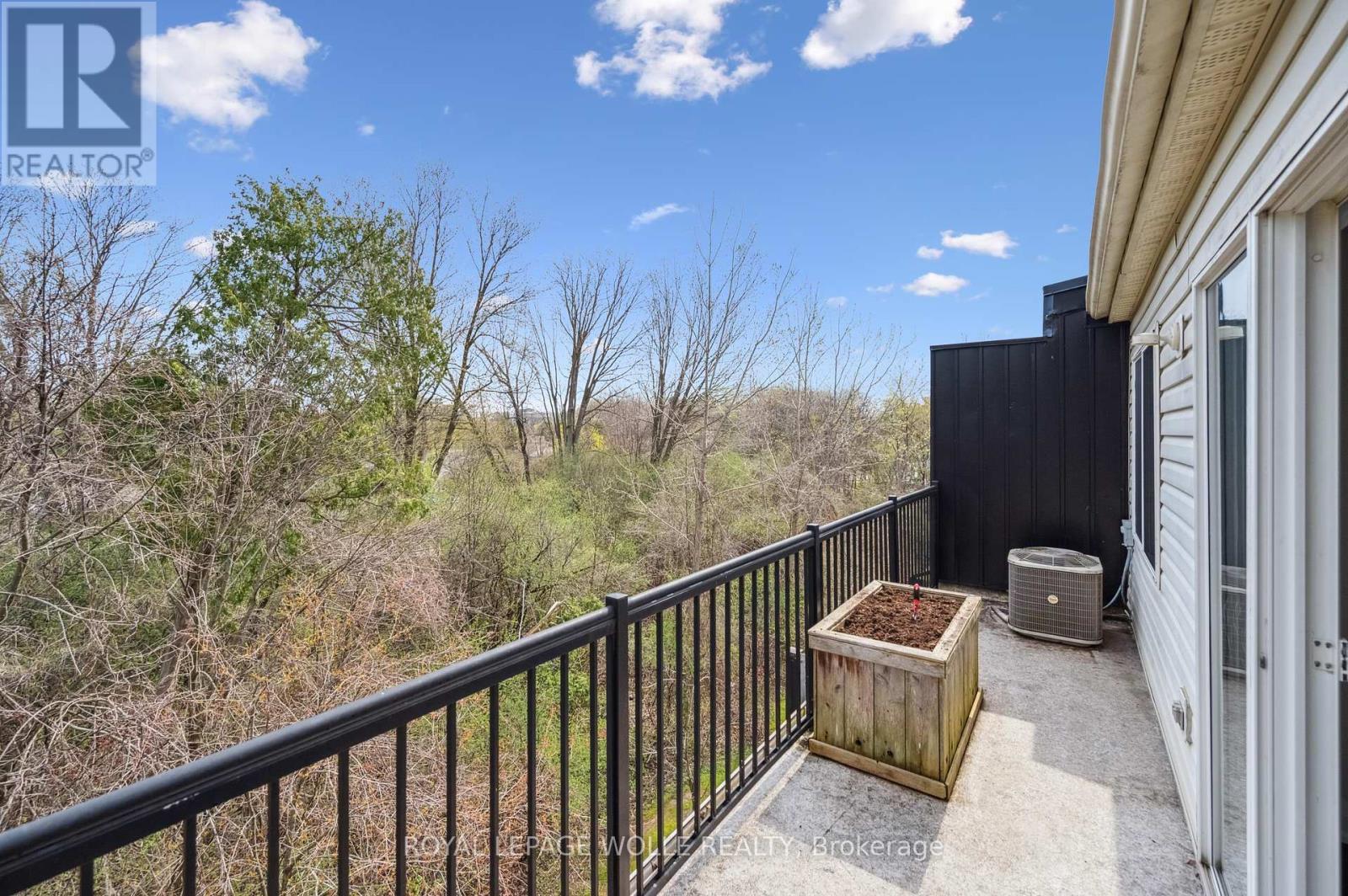 












12D - 45 CEDARHILL CRESCENT

,
Kitchener,




Ontario
N2E0A2

