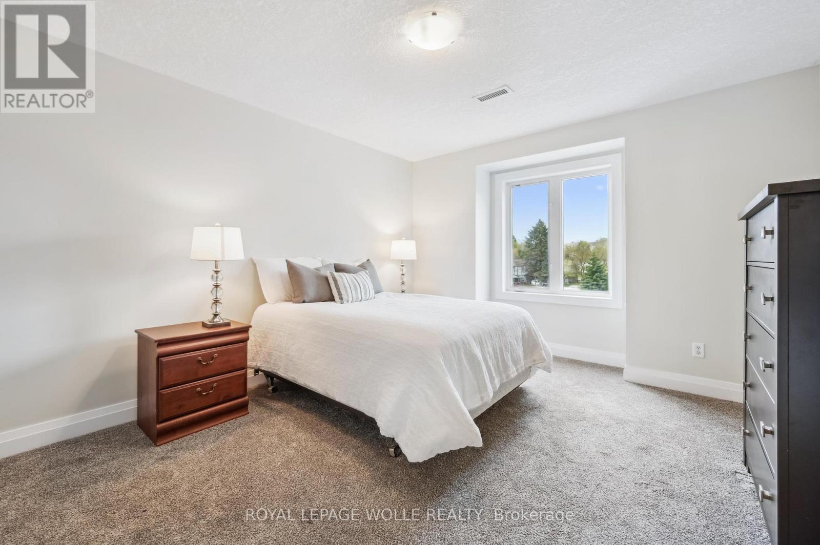 












12D - 45 CEDARHILL CRESCENT

,
Kitchener,




Ontario
N2E0A2

