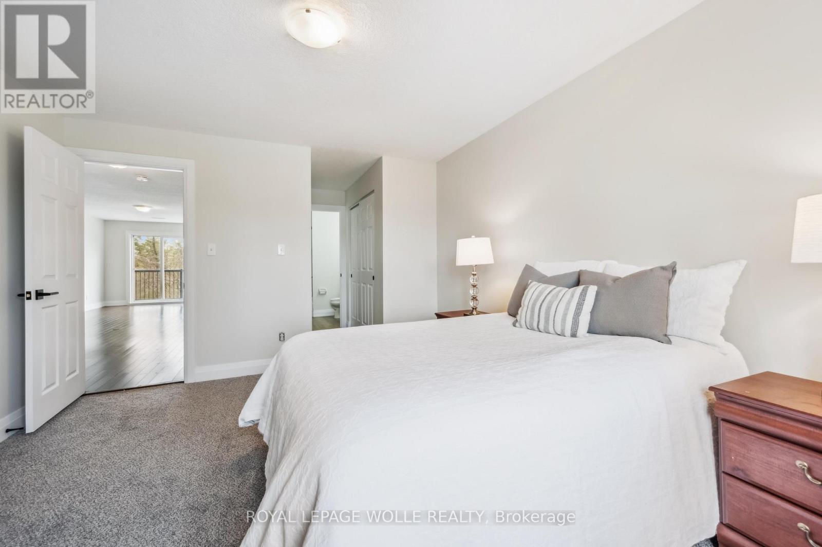 












12D - 45 CEDARHILL CRESCENT

,
Kitchener,




Ontario
N2E0A2

