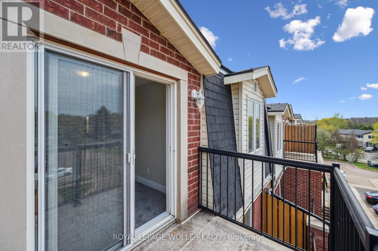












12D - 45 CEDARHILL CRESCENT

,
Kitchener,




Ontario
N2E0A2

